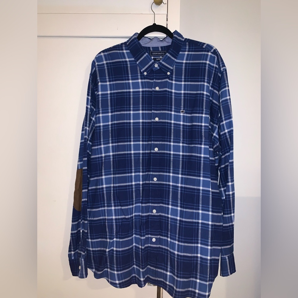 CROWN AND IVY BUTTON DOWN